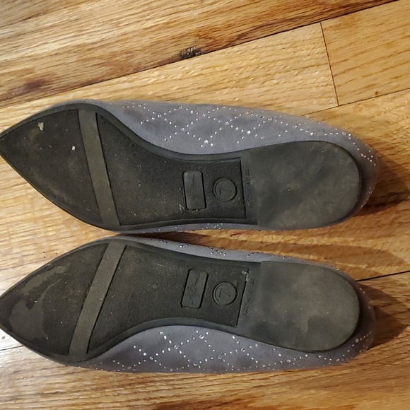 3/$15 sale Grey rhinestone flats - Picture 5 of 7